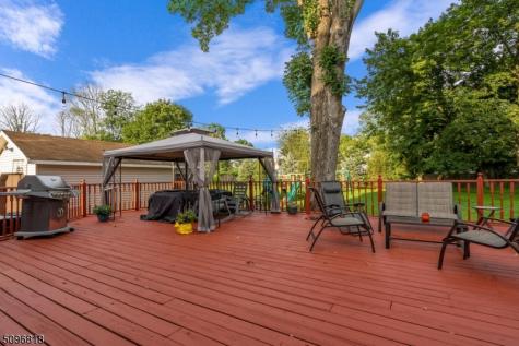 20 Maple Avenue Clinton NJ 08801