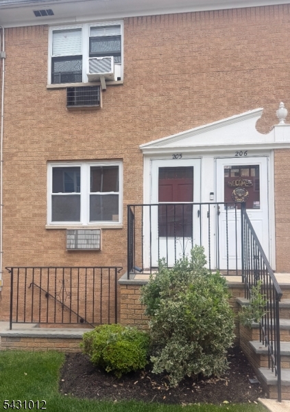 725 Joralemon Street Belleville NJ 07109