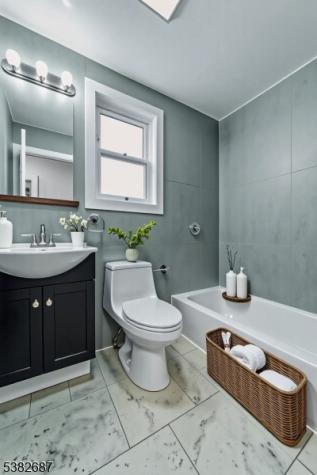 15 Girard Avenue East Orange NJ 07017