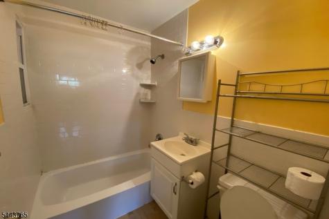 35 So Willow St A1 Montclair NJ 07042