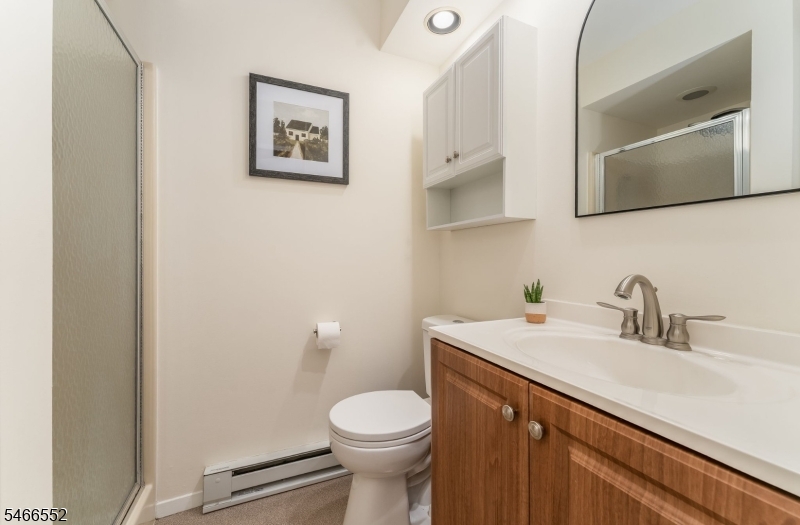 23 Highland Circle Clinton NJ 08801