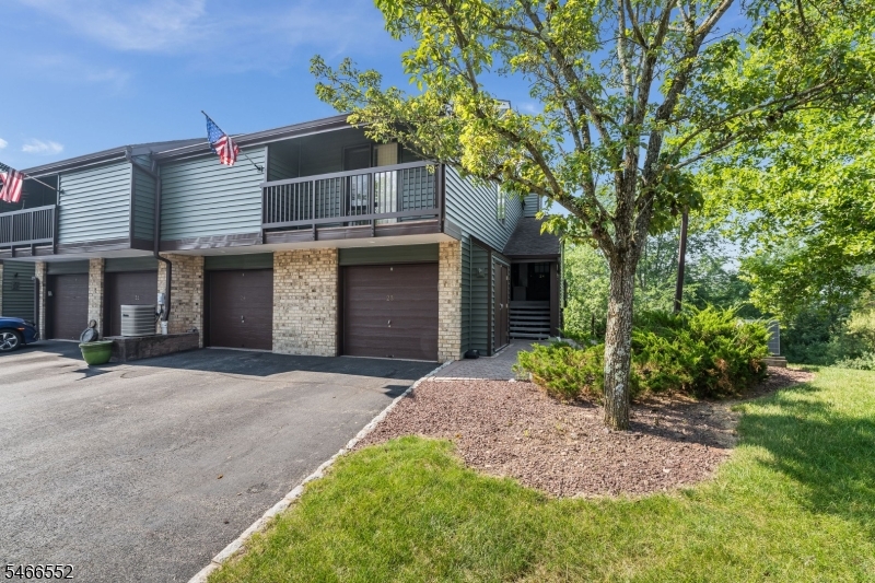 23 Highland Circle Clinton NJ 08801