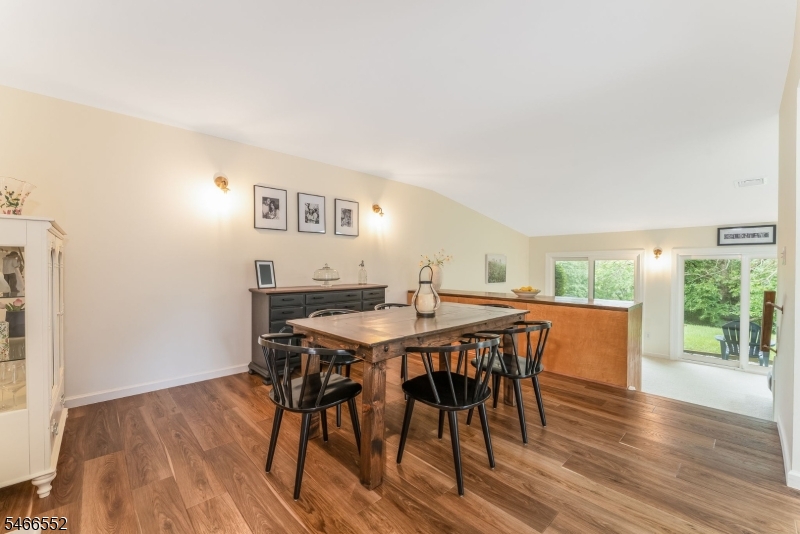 23 Highland Circle Clinton NJ 08801