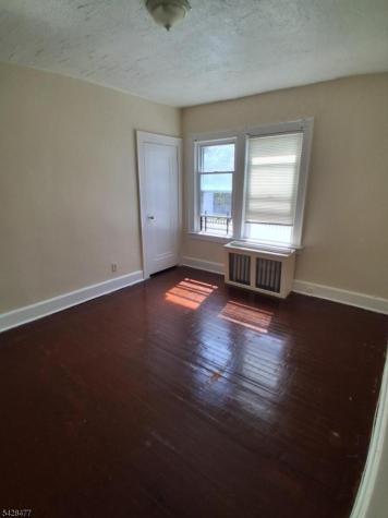 70 Bedford Street East Orange NJ 07018