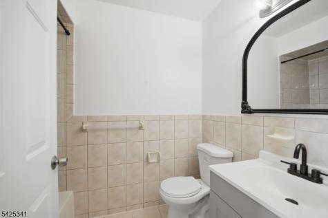 20 Wakeman Avenue Newark NJ 07104