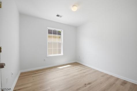 20 Wakeman Avenue Newark NJ 07104