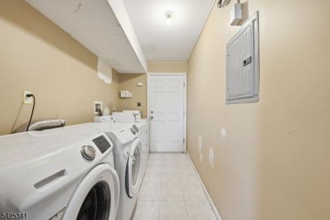20 Wakeman Avenue Newark NJ 07104