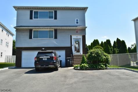 10 Garden Drive Elmwood Park NJ 07407