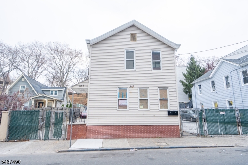 445 Summer Street Paterson NJ 07501