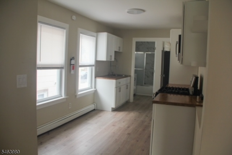 165 Emerson Street Carteret NJ 07008
