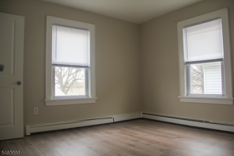 165 Emerson Street Carteret NJ 07008