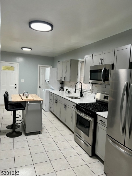 385 Amherst Street East Orange NJ 07018