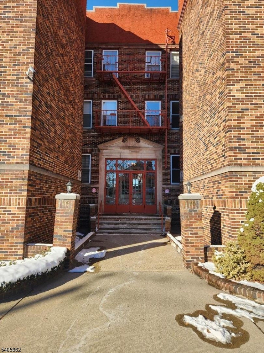 80 Union Avenue C6 Clifton NJ 07011