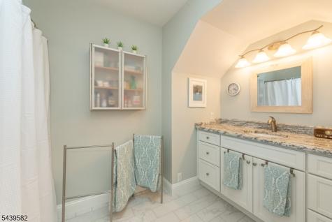 31 Cooper Lane Long Hill NJ 07946
