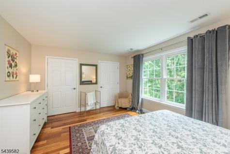 31 Cooper Lane Long Hill NJ 07946