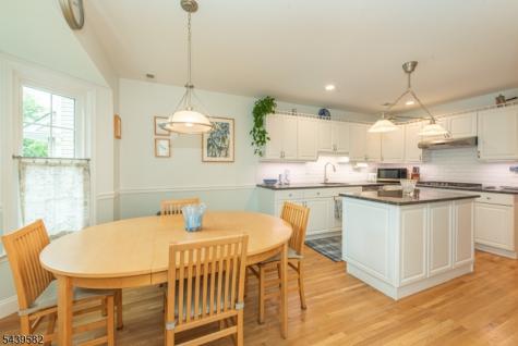31 Cooper Lane Long Hill NJ 07946