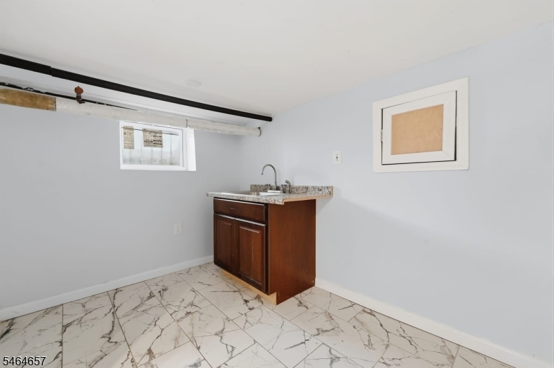 429 Chapman Street Irvington NJ 07111