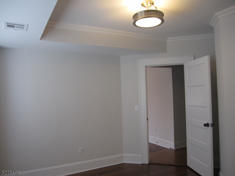 132 Midland Avenue Montclair NJ 07042