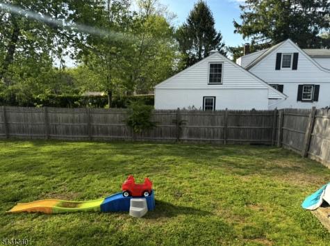 10 Lake Drive Mendham NJ 07945