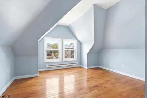 921 S 17th Street Newark NJ 07108