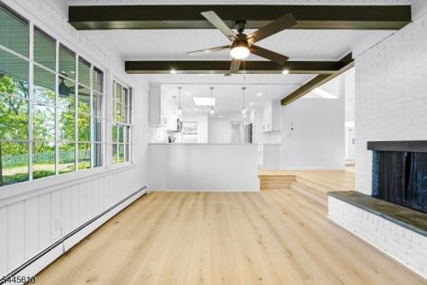 306 Warrenville Road Green Brook NJ 08812