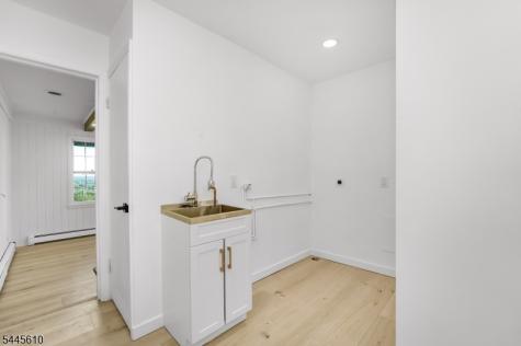 306 Warrenville Road Green Brook NJ 08812