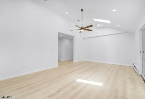306 Warrenville Road Green Brook NJ 08812