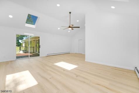 306 Warrenville Road Green Brook NJ 08812