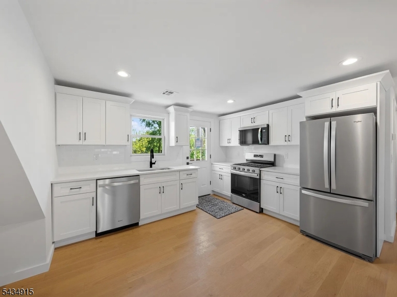 3 Meadow Road Edison NJ 08817