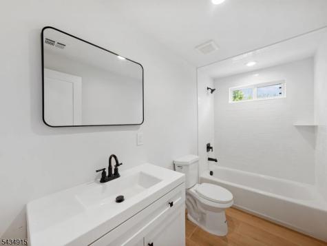3 Meadow Road Edison NJ 08817