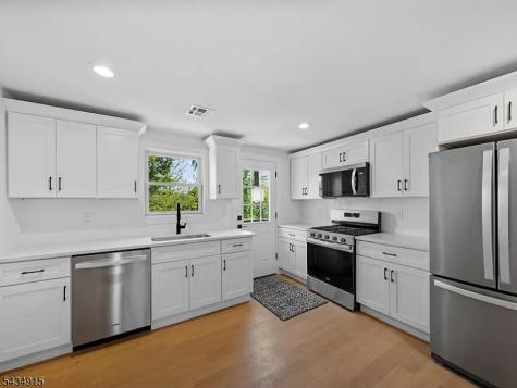 3 Meadow Road Edison NJ 08817