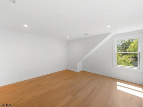 3 Meadow Road Edison NJ 08817