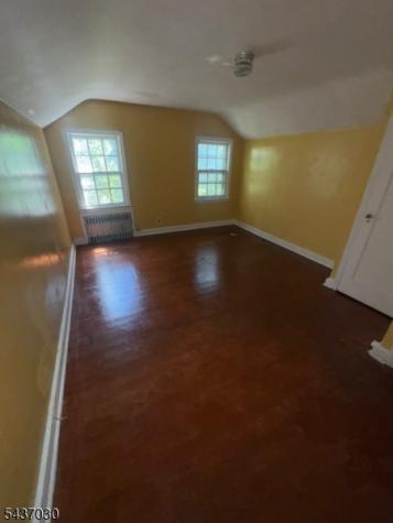 10 Mcgotty Place Irvington NJ 07111