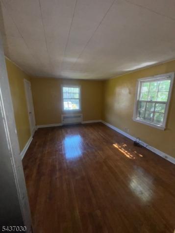 10 Mcgotty Place Irvington NJ 07111