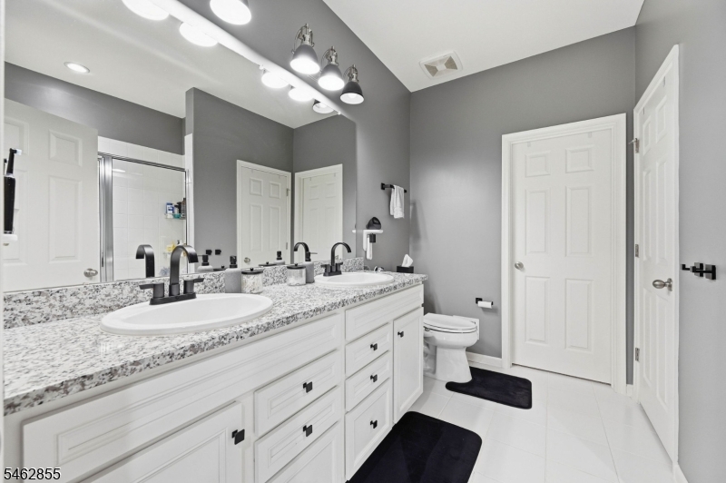 84 Aspen Drive Cedar Grove NJ 07009