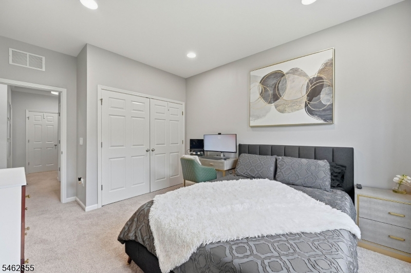 84 Aspen Drive Cedar Grove NJ 07009