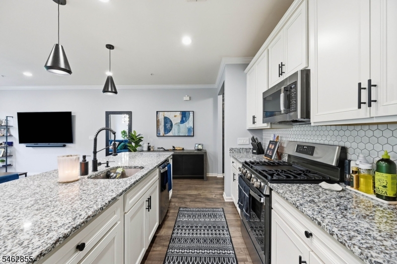 84 Aspen Drive Cedar Grove NJ 07009