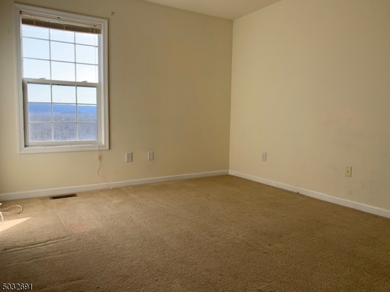 13 Kristen Court Hardyston NJ 07419