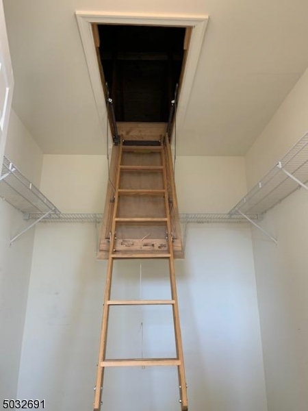 13 Kristen Court Hardyston NJ 07419