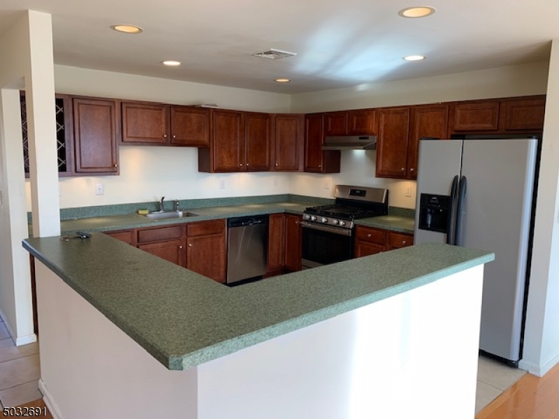 13 Kristen Court Hardyston NJ 07419