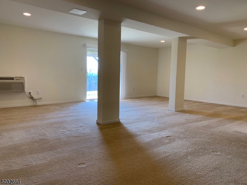 13 Kristen Court Hardyston NJ 07419