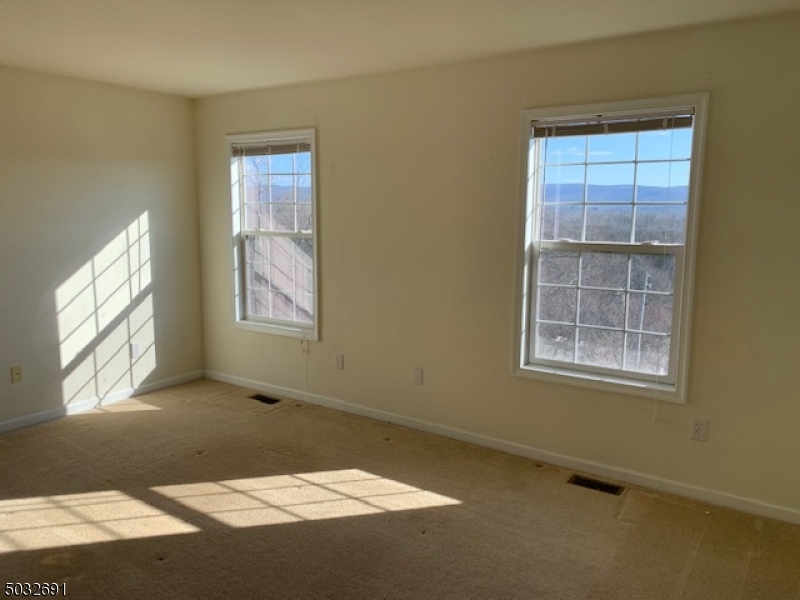 13 Kristen Court Hardyston NJ 07419
