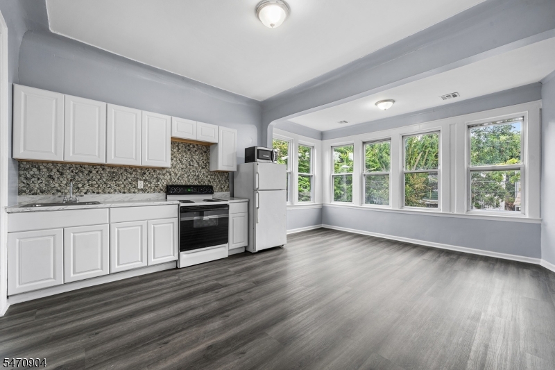 304 Ridgewood Avenue Newark NJ 07112