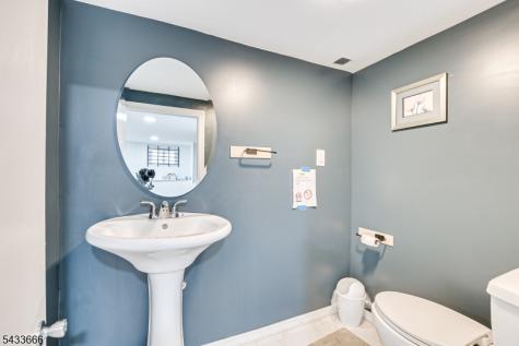 135 Conover Avenue Nutley NJ 07110