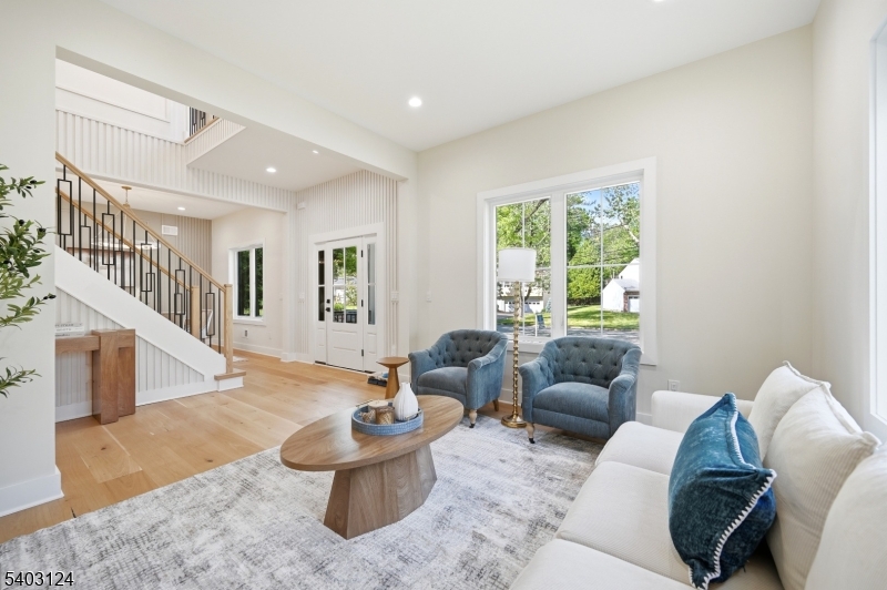 17 Arlington Drive Livingston NJ 07039