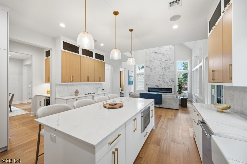17 Arlington Drive Livingston NJ 07039