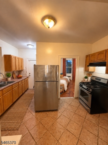 99 Vassar Avenue Newark NJ 07112