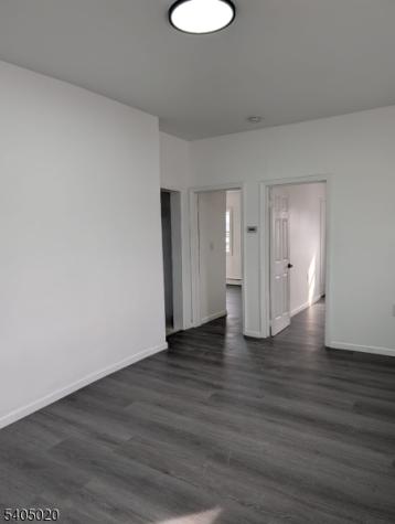 111 6TH Street Elizabeth NJ 07206