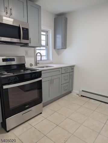 111 6TH Street Elizabeth NJ 07206