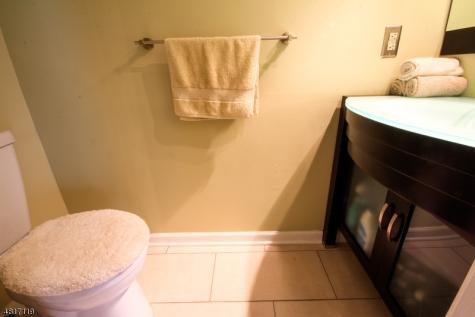 123 Pear Tree Lane Franklin NJ 08823